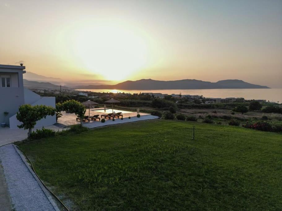 Blue Harmony Villa Dhramia Exterior photo