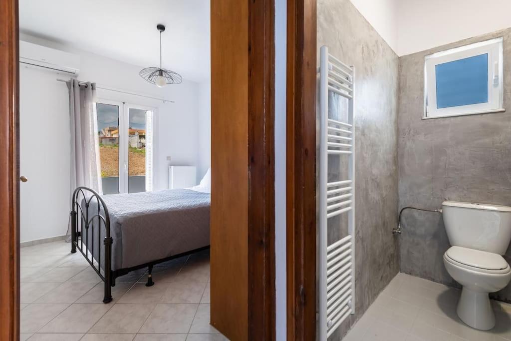 Blue Harmony Villa Dhramia Exterior photo