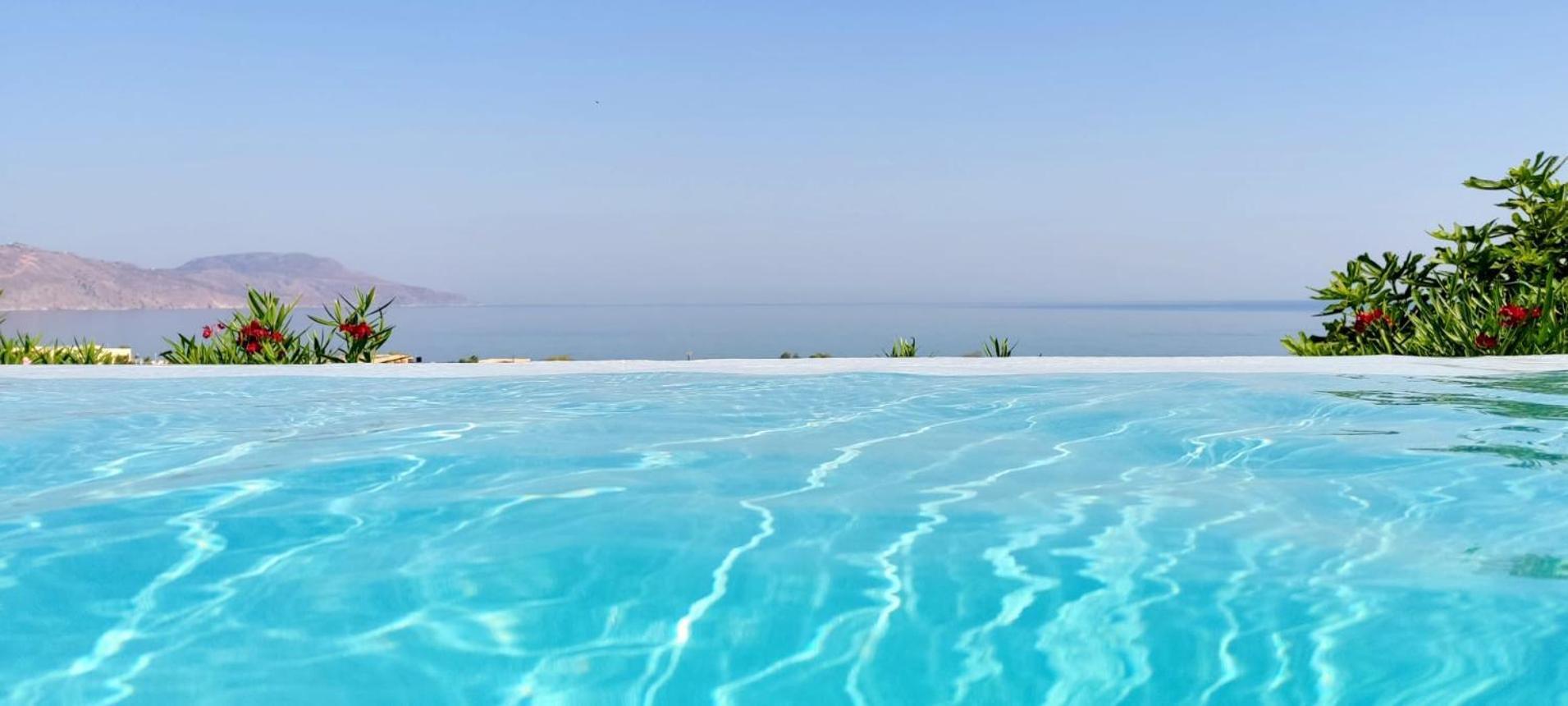 Blue Harmony Villa Dhramia Exterior photo